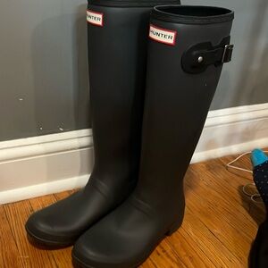 Foldable hunter boots size 9